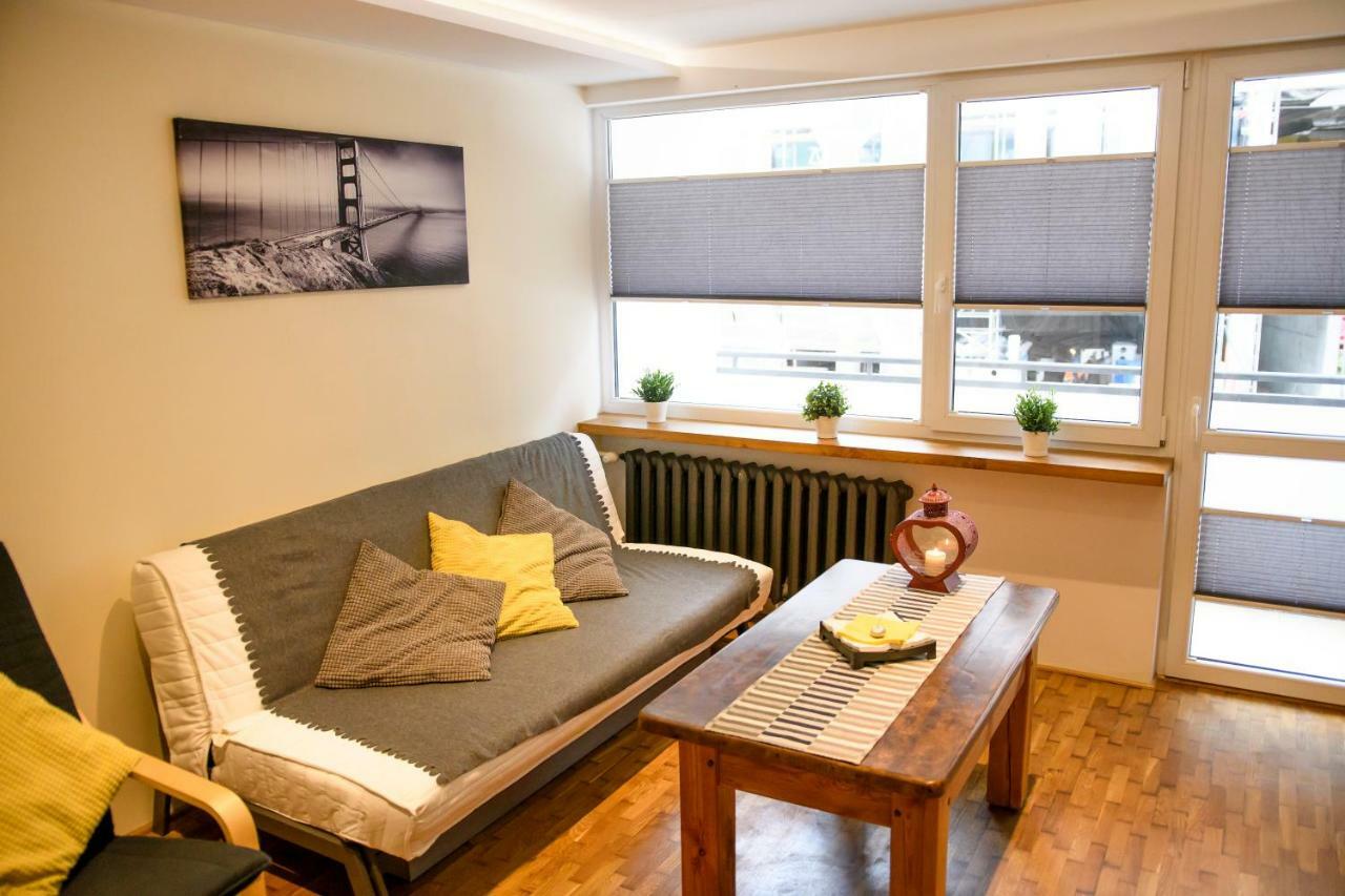 Chmielna Wood Lux Apartment Warsaw Exterior photo