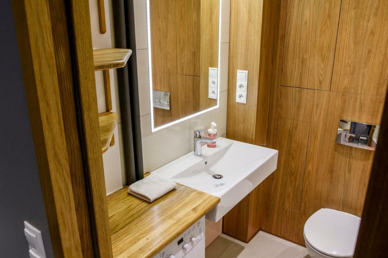 Chmielna Wood Lux Apartment Warsaw Exterior photo